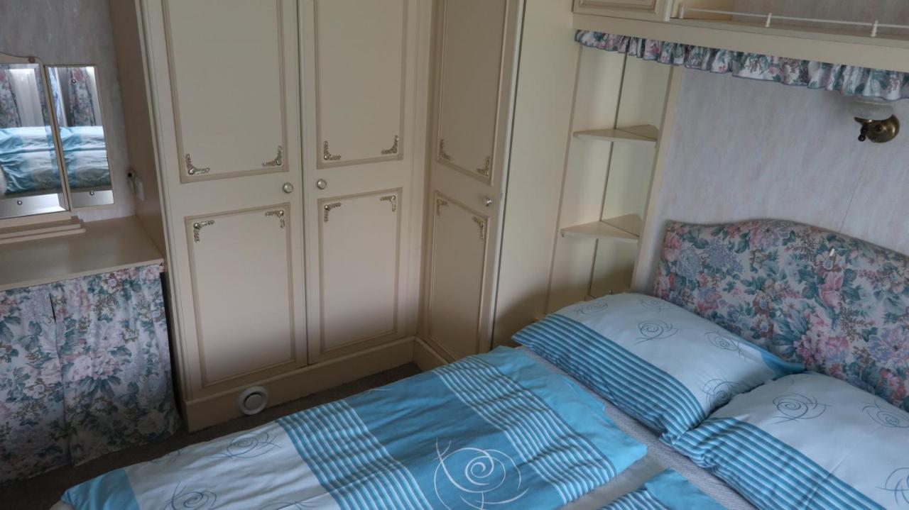 Privat Ave-Mobilhaus Villa Liptovsky Mikulas Bagian luar foto